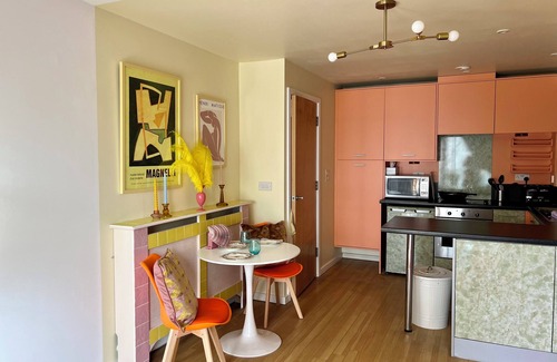 Kidbrooke with Hornfair Apartamento | Artistic Apartment