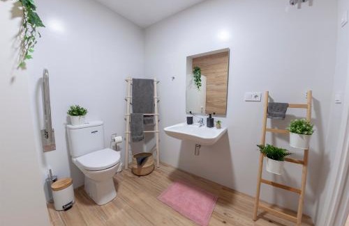 Mestalla Apartamento | Artistic Digital Retreat-Great Location Near Metro