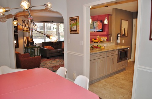 Thunderbolt Casa | Artistic Dreams FRESH RENOVATION