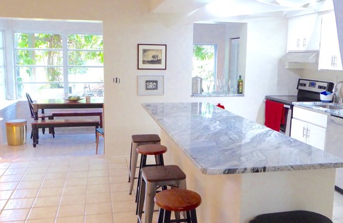 South Palm Park Neighborhood Association Apartamento | Artístico Mágico Apt., 3 Bedr, 3 baños, impresionante jardín, piscina, cerca de la playa