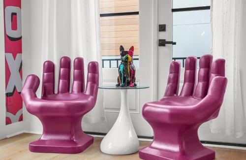 Union City Casa | Artistic Retreat 10 min to Airport & Near Downtown