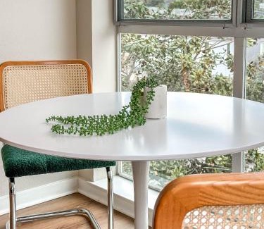 Pico Apartamento | Artistic Studio in Downtown SM with Breathtaking Skyline View