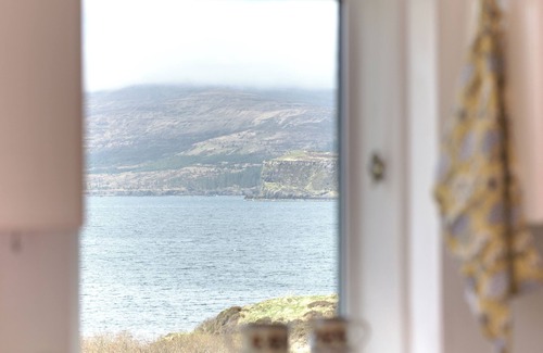 Caroy Cabaña | Tranquila cabaña con vistas al lago a las mesas de Macleod desde £ 350 por semana