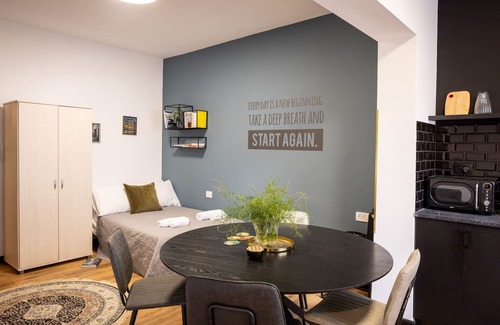Haifa Apartamento | Artistic Vibes Haifa Hub by Sea N' Rent