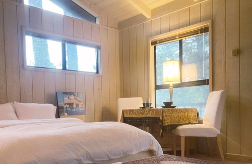 Monterey Cabaña | ARTISTS RETREAT - 17 mile drive Pebble Beach