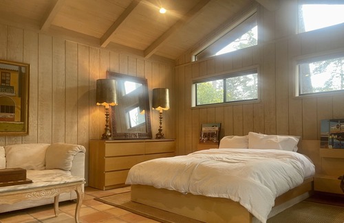 Monterey Cabaña | ARTISTS RETREAT - 17 mile drive Pebble Beach