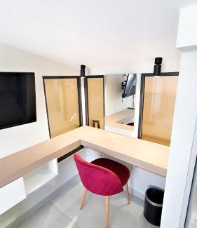 Flogita Casa | Artline Luxury Suites
