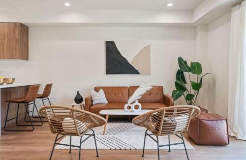 Los Angeles Casa | ArtsDistrictDtLA-2022 BUILT WithVIEWS WD - GARAGE