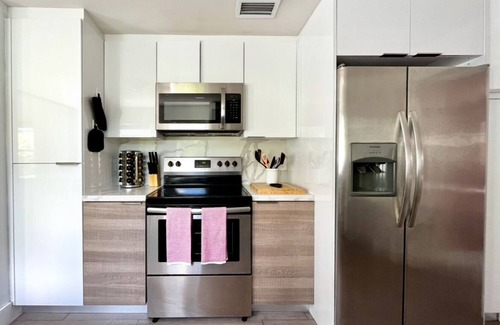 Buena Vista Casa | Artsy Falls Design district 5 mins