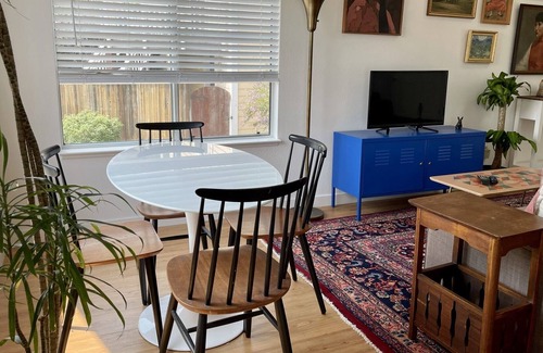 Point Richmond Casa | Artsy, light-filled 2BR/2BA in Point Richmond near SF, Berkeley, Marin