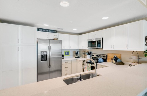 Ocean View Halifax Estates Condominio | Aruba 803 -Brand new in 2021 - 3 BR Direct Oceanfront Condo - Fantastic Balcony