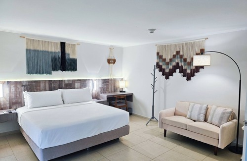 Palm Beach Hotel | Aruba Boutique & Art Hotel, Adults Only
