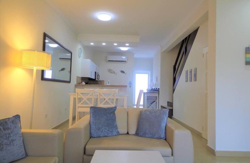 Palm Beach Casa | Aruba Breeze Condo A5