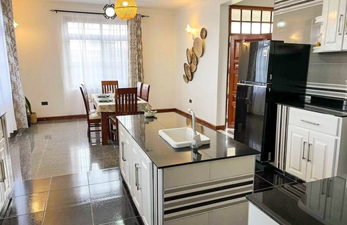 Arusha Villa | Arusha,Chateau de la Montagne