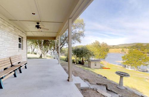 Burnet Casa | Arva's Retreat