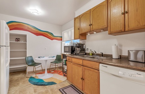 Allendale Area Casa | Arvada Haven: 5bd - 20mins RMMA & Denver - Games