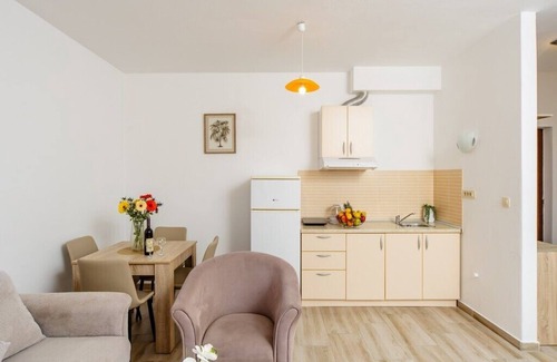 Velji Vinogradi Casa | Arvala Apartments - Apartment with Balcony