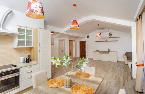 Lazi Apartamento | Arvala Apartments - Deluxe apartment with side sea view