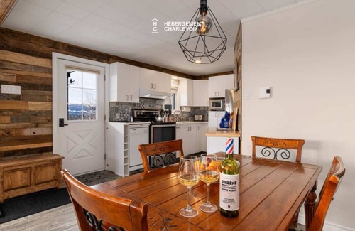 Baie-St-Paul Chalet De Esquí | ARVO DU CAP | Cozy cottage with the beautiful Charlevoix landscapes