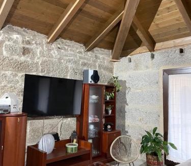 Leiro Casa | As Fontaiñas