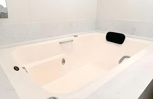 Itapema Apartamento | ASA | Cobertura Duplex | Meia Praia | Hidro | 4QT