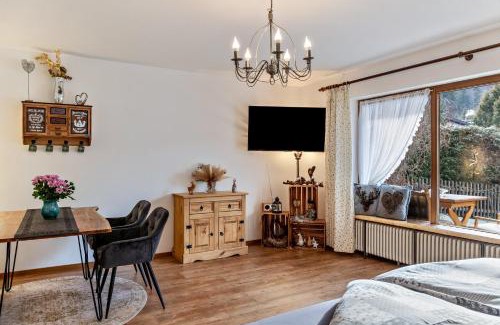 Untergrainau Apartamento | Aschaubichl - Wohnung Silberdistel