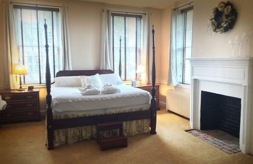 Marietta Cama Y Desayuno | Ascot Bed & Breakfast Sleeps up to 16+