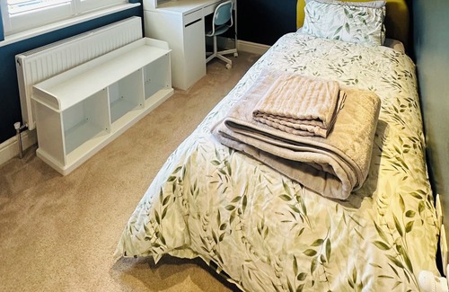 Ascot Casa | Ascot cozy corner; home away from home