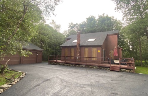 Long Pond Cabina | Ash Cottage en Poconos cerca de Camelback y Kalahari