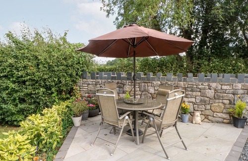 Holywell Cabaña | Ash Farm Cottage