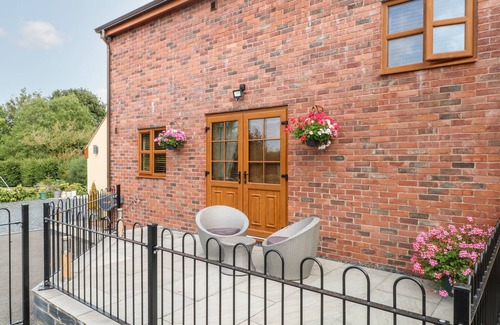 Holywell Cabaña | Ash Farm Cottage