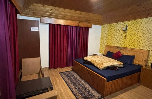 Old Manali Hotel | Asha Cottage Manali