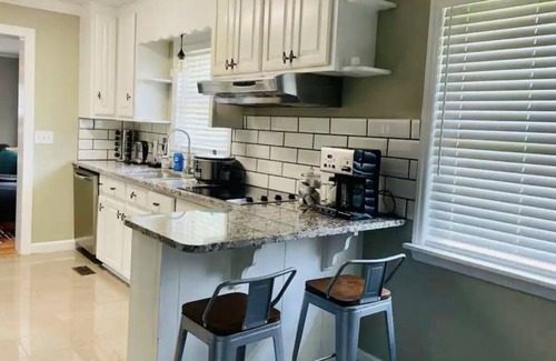 Asheboro Casa | Asheboro Gem near NC Zoo