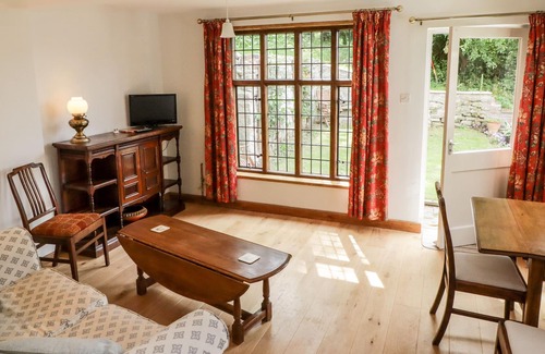 Ashford Bowdler Cabaña | ASHFORD MILL, romantic, character holiday cottage in Ludlow