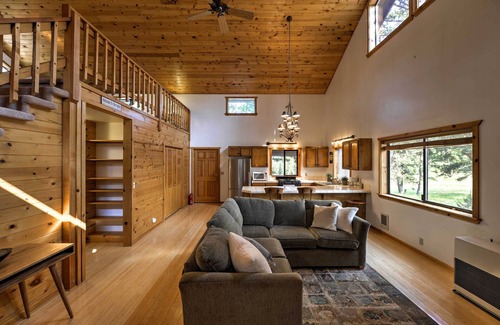Ashland Cabina | Cabina Ashland - 170 acres con vistas a la montaña y sauna