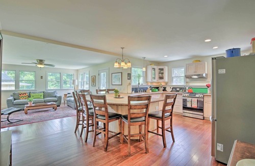 Ashley Falls Casa | Ashley Falls Home w/ Fire Pit: Hike & Ski!