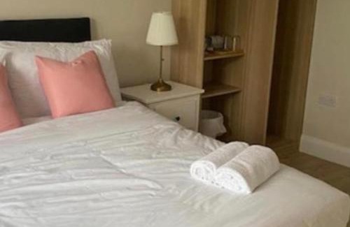 Ardara Cama Y Desayuno | Ashling House B&B, Ardara on Wild Atlantic Way F94T6N7