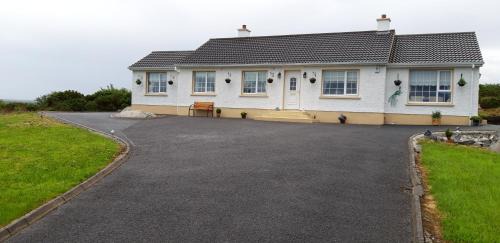 Ardara Cama Y Desayuno | Ashling House B&B, Ardara on Wild Atlantic Way F94T6N7