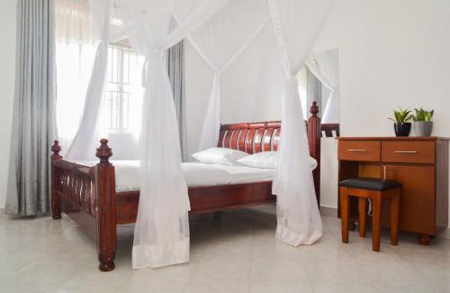 Entebbe Apartamento | Ashok Apartments