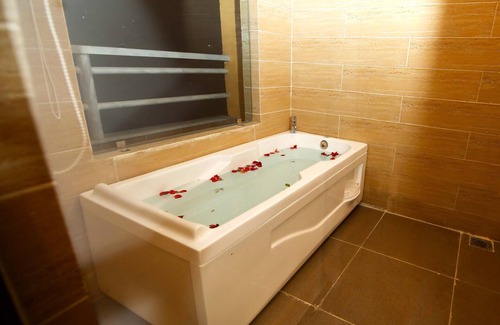 Chitwan District Complejo | Ashoka Resort Pvt. Ltd