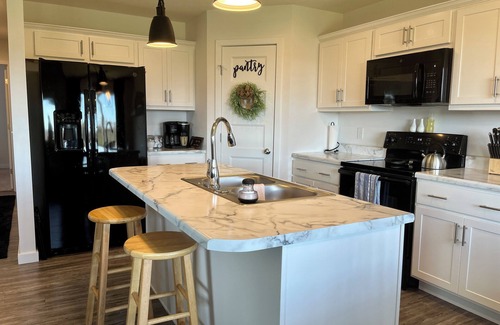 Springfield Casa | Ashwood Gables: A Taste of Home. Full Fence,