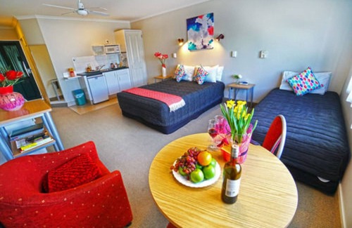 Hamilton Lake Hotel | Ashwood Manor Motor Lodge