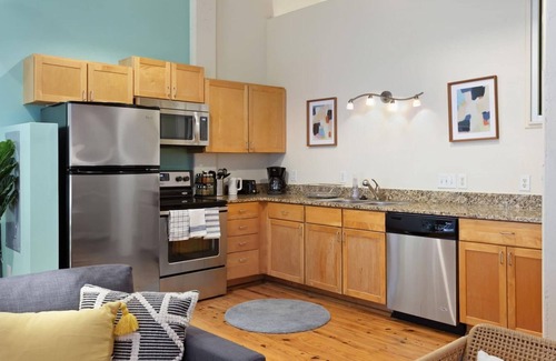 Downtown Apartamento | ASK FOR Discount-2br Hip Apt Apple TV Fastwifi