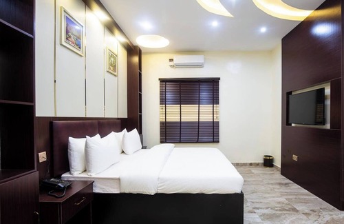 Ofin Hotel | Askamaya Hotel and Suites