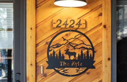 Aspen Brook Casa | Aspen Brook Kyle Cabin By Estes Park Homes home