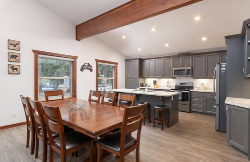 Valemount Casa | Aspen Cabin - Tres Habitaciones Casa, Capacidad 10