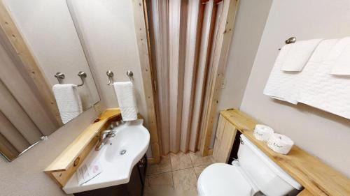 Red River Casa | Aspen Chant Cabin - WiFi - Washer - Dryer - Grill