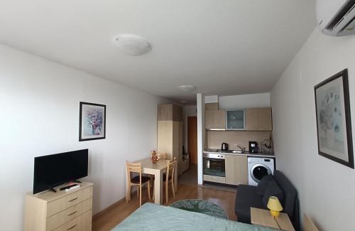 Razlog Apartamento | Aspen Golf Resort Studio I205