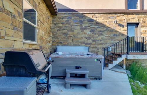 Blue River Casa | Aspen Grove Views Spacious Duplex 5 Mi to Breck