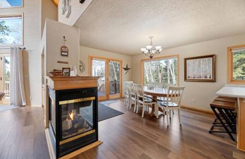 Lead Casa | Aspen Lodge-5 Bedroom, 5 Full Baths with Hot Tub!